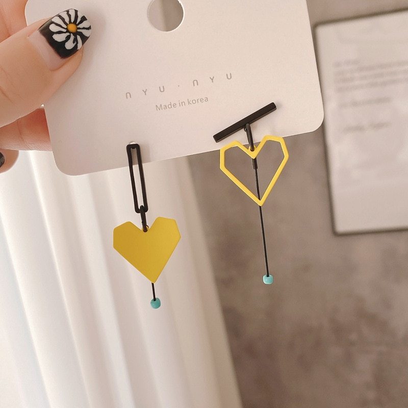 Love earrings female asymmetric earrings