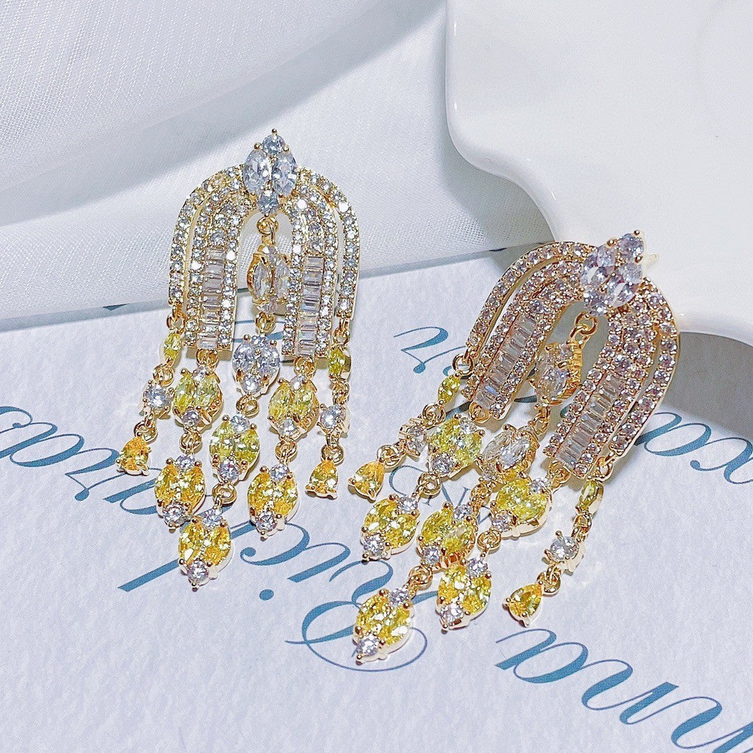 Fashion Baroque Court Teardrop Tassel Earrings
