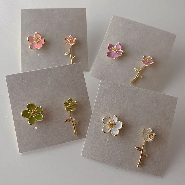 Retro Asymmetric Drip Glazed Flower Stud Earrings