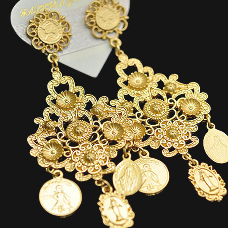 Retro Exaggerated Court Baroque Catwalk Coin Earrings