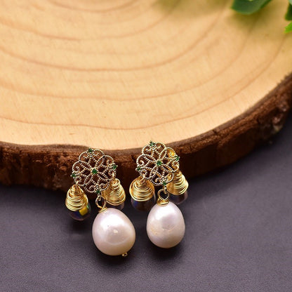 Boucles d'oreilles originales en perles baroques naturelles Edison