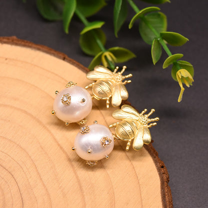 Freshwater Pearl Oyster Bee Silver Needle Pin Earrings