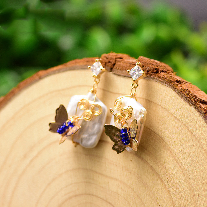 Boucles d'oreilles papillon en perles baroques naturelles en vermeil d'or 18 carats