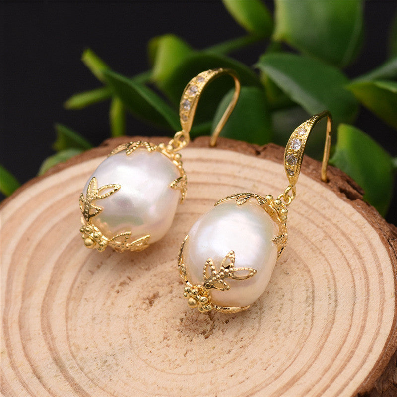 Boucles d'oreilles en perles d'eau douce naturelles plaquées or 18 carats Boucles d'oreilles en perles baroques