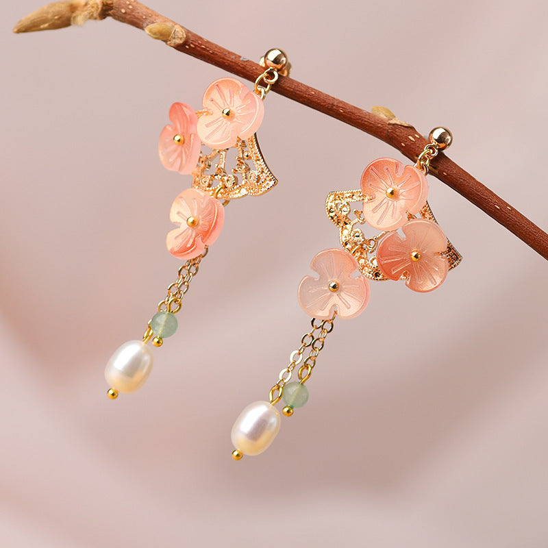 Boucles d'oreilles Mori en plaqué or avec perles et feuilles de ginkgo de style chinois