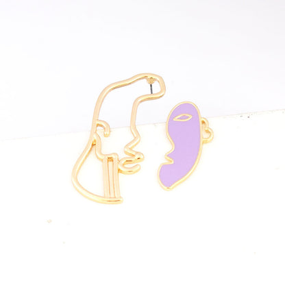 Enamel half face line earrings