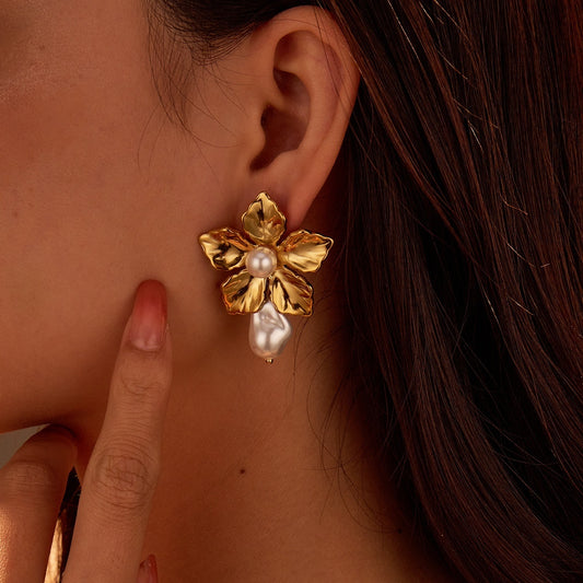Retro Baroque Pearl Flower Stainless Steel 18K Gold Earrings Advanced