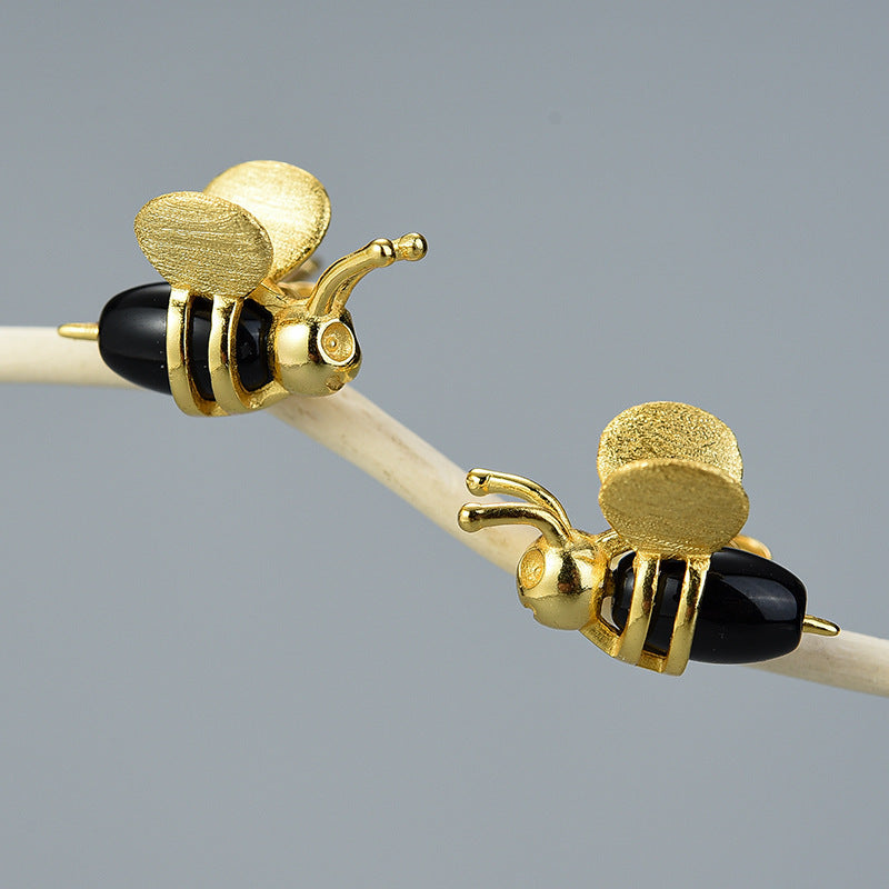 Boucles d'oreilles clous en forme d'abeille en vermeil 18 carats