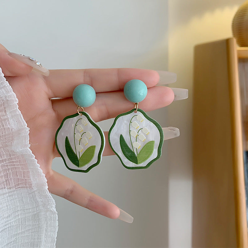 Boucles d'oreilles lys peintes à l'huile de style Mori