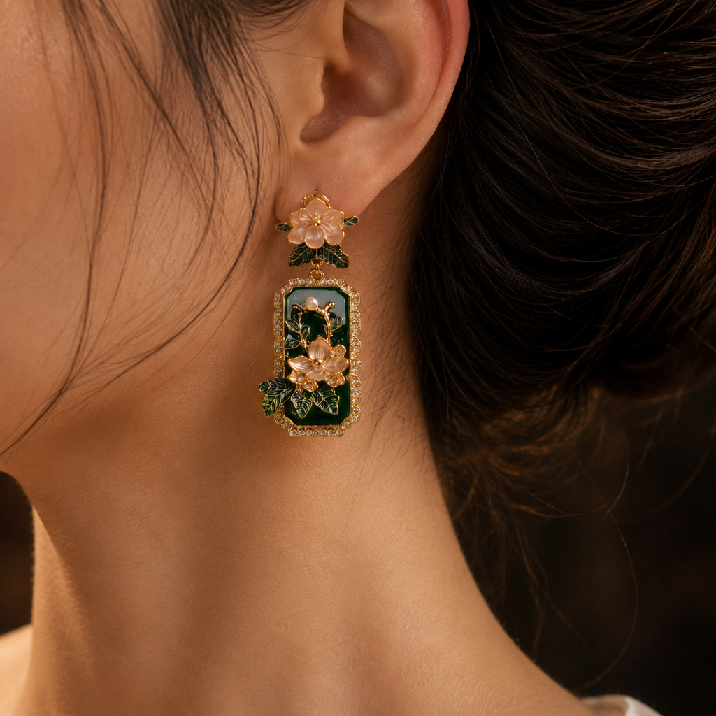 Longues boucles d'oreilles en émail or 18 carats