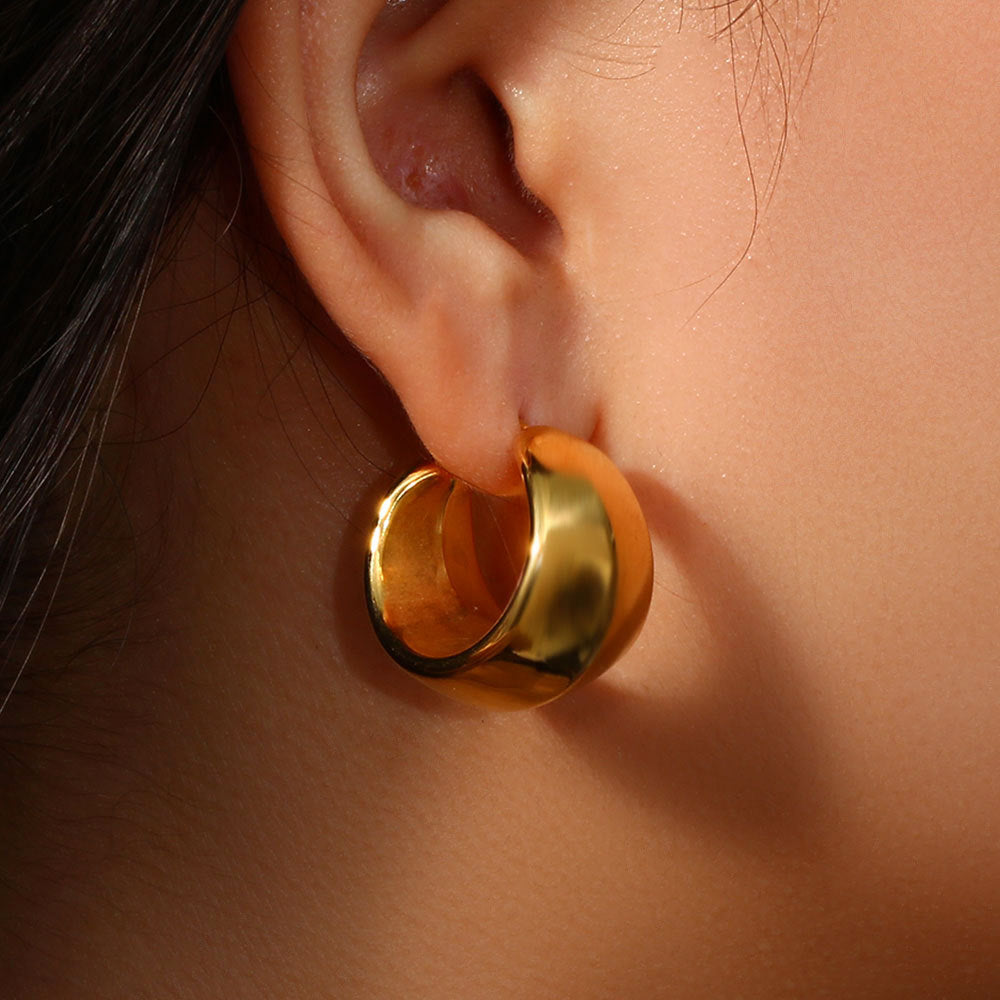 Boucles d'oreilles creuses découpées en acier inoxydable plaqué 18 carats 