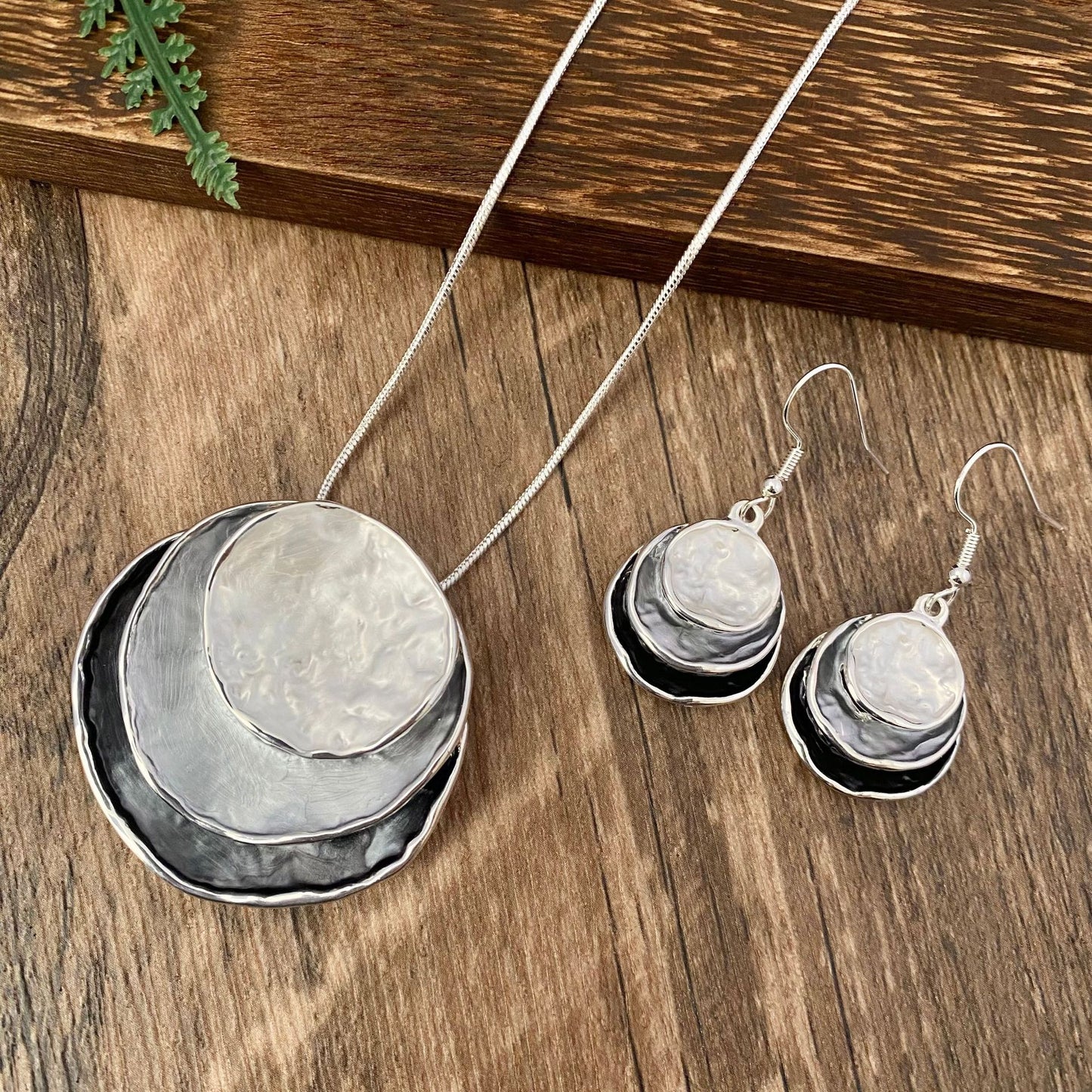 Color Painting Oil Three-layer Ring Hollow Pendant Earrings And Necklace Set