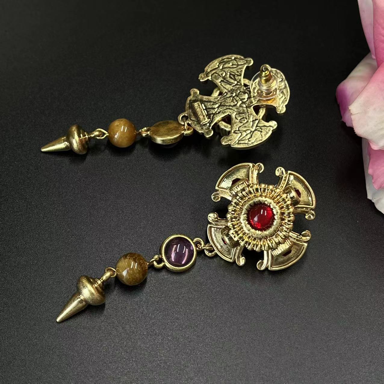 Boucles d'oreilles longues de style baroque rétro fabriquées à la main
