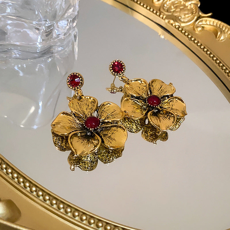 Fashion Golden Vintage Flower Earrings
