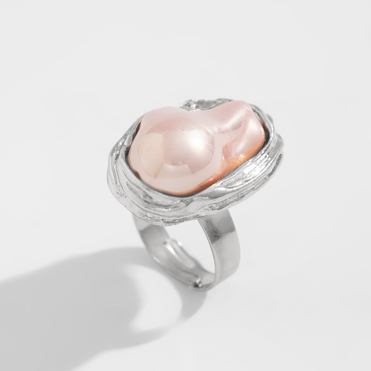 Fashion Alloy Baroque style inlaid Pearl Ring