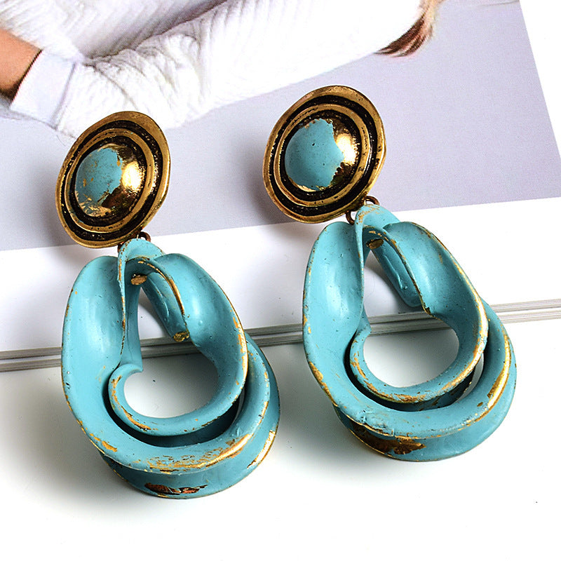 Women's Fashionable Retro Elegant Oil-coated Earrings